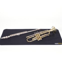 MusicNomad Premium Guitar Work Mat Pad for Repair, String Changing, Setup, Workstation, Bench, 17” x 36” (MN208) 21 61wKmKJuD0L