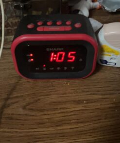 SHARP Big Bang Super Loud Alarm Clock for Heavy Sleepers, 6 Extremely Loud Wake Up Sounds: Rooster, Bugle, Nagging Mom, Jackhammer, Siren, Beep – Up to 115db Volume, Red/Black with Red LED Display 21 61wiyCp6y4L