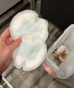 Lansinoh Stay Dry Disposable Nursing Pads, Soft and Super Absorbent Breast Pads, Breastfeeding Essentials for Moms, 200 Count 200 Count (Pack of 1) 27 61wpbP1 CSL