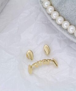 LuReen 14k Gold Vampire Dracula Teeth Grillz 2pc Single Fangs and 6 Bottom Grillz Set for Halloween Costume Cosplay 12 61wvMWeZX0S