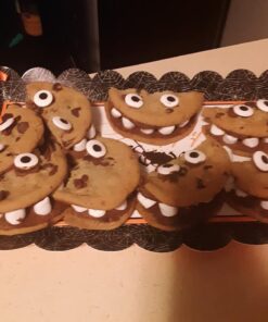 Cooplay 20PCS - Fake Roaches Prank - Cockroach Bugs Look Real Black Red 31 61xc0glBTfL