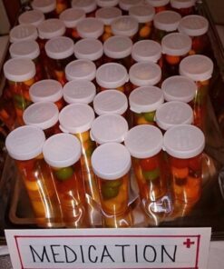 Plastic Prescription Vials with Snap Caps 6 Dram - 12 Per Bag 28 61xooCiHB5L