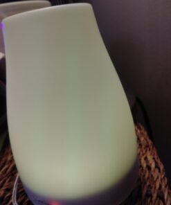 InnoGear Essential Oil Diffuser, Upgraded Diffusers for Essential Oils Aromatherapy Diffuser Cool Mist Humidifier with 7 Colors LED Lights 2 Mist Mode Waterless Auto Off for Home Office Room, White Basic White 49 61yQMUEamkL