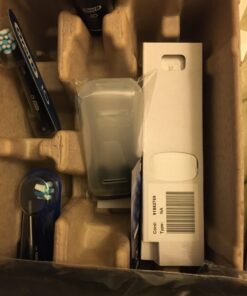 Oral-B iO Series 3 Limited Rechargeable Electric Powered Toothbrush, Black with 2 Brush Heads and Travel Case - Visible Pressure Sensor to Protect Gums - 3 Modes - 2 Minute Timer 42 61ygsW ZXoL