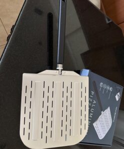 neatNuseful Pizza Peel 12 inch with Long Foldable Handle – Aluminum Pizza Paddle – Pizza Spatula or Pizza Turning Peel – Pizza Oven Accessories – For Baking Dough, Bread and Pastry 28 61ylagb3rNL