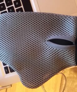 Mr. Peanut's Grooming Glove Brush and Deshedding Aid - Pet Hair Remover Mitt - for Long and Short Hair Grooming of Dogs, Horses, Bunnies and Some Agreeable Cats 50 71 1UJZGviL