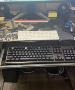 Apple Magic Keyboard: Wireless, Bluetooth, Rechargeable. Works with Mac, iPad, or iPhone; US English - White 28 71 3 bBNxsL