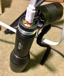 Anker Rechargeable Bolder LC90 LED Flashlight, Pocket-Sized Torch with Super Bright 900 Lumens CREE LED, IPX5 Water-Resistant, Zoomable, 5 Light Modes 39 71 L WSpU1L