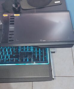 Graphics Drawing Tablet, UGEE M708 10 x 6 inch Large Drawing Tablet with 8 Hot Keys, Passive Stylus of 8192 Levels Pressure, UGEE M708 Graphics Tablet for Paint, Design, Art Creation Sketch Black 62 71 niLcAqYL