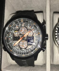 Citizen Men's Promaster Navihawk A-T Eco-Drive Pilot Watch, Atomic Timekeeping, Chronograph, Power Reserve Indicator, Luminous Hands and Markers, Anti-Reflective Crystal Black Rubber Strap 39 71 wZeHxgTL