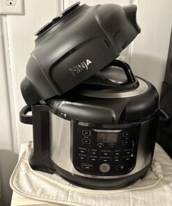 Ninja FD302 Foodi 11-in-1 Pro 6.5 qt. Pressure Cooker & Air Fryer that Steams, Slow Cooks, Sears, Sautés, Dehydrates & More, with 4.6 qt. Crisper Plate, Nesting Broil Rack & Recipe Book, Silver/Black 6.5 Quart Cooking Pot 42 71041j9VJKL