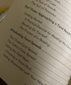 Tarot for Beginners: A Guide to Psychic Tarot Reading, Real Tarot Card Meanings, and Simple Tarot Spreads (Divination for Beginners Series) 22 710Brvu7dIL