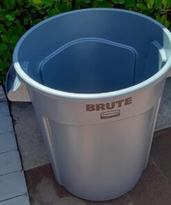 Rubbermaid Commercial Products BRUTE Heavy-Duty Trash/Garbage Can, 32-Gallon, Gray, Waste Container Home/Garage/Bathroom/Outdoor/Driveway 1 Pack 28 710DKS PwGL