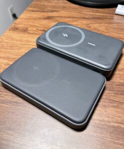 Anker Magnetic Battery, 10,000mAh Foldable Wireless Portable Charger with Stand, 20W USB-C Power Delivery for iPhone 15/15 Plus/15 Pro/15 Pro Max, iPhone 14/14 Pro / 14 Pro Max/13/12 Series Black 46 710FTNOVvBL