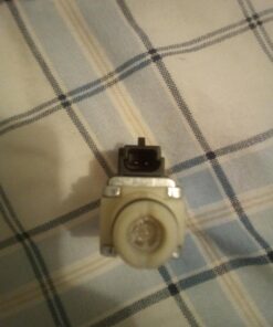 GM Genuine Parts 24230298 Automatic Transmission 1-2 and 3-4 Shift Solenoid Valve, Metal 33 710KDoRoscL