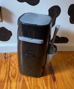 Litter Genie Plus Pail (Black) | Cat Litter Waste Disposal System for Odor Control | Includes 1 Square Refill Bag 51 710Lafcb7EL