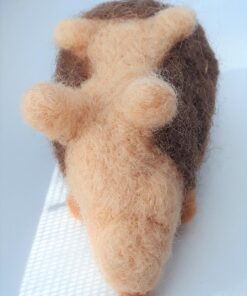 DIMENSIONS 72-73803 Hedgehog Felt Animals Needle Felting Kit, 3.5'' x 2'' 3.5'' x 2'' 26 710Mh1UI8kL