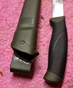 Morakniv Companion Carbon Steel Fixed-Blade Knife with Sheath, 4.1 Inch, Military Green Fixed Blade Knives 36 710NgIPGiRL