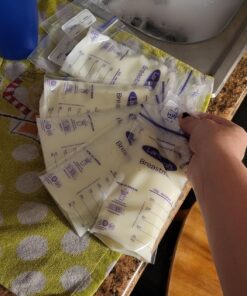 Lansinoh Breastmilk Storage Bags, 200 Count Value Pack, Easy to Use Milk Storage Bags for Breastfeeding, Presterilized, Hygienically Doubled-Sealed, for Refrigeration and Freezing, 6 Ounce 200.0 27 710SaP4tEtL