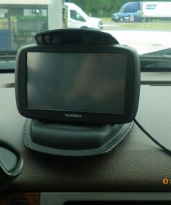 APPS2Car GPS Dashboard Mount Nonslip Beanbag Friction GPS Holder for Garmin Nuvi Tomtom Via GO Magellan Roadmate & Other 3.5-6 Inch GPS Devices & Smartphones 45 710TRPmrbfL