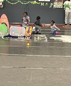 Amazon Basics BPA Free Crush-Proof Plastic Pit Ball with Storage Bag, Toddlers Kids 12+ Months, Pack of 400 Balls, 6 Bright Colors 30 710TTzGgPbL