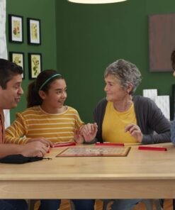 Hasbro Gaming Scrabble Game 30 710WoVxVOnL