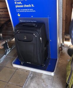 Travelpro Maxlite 5 Softside Expandable Luggage with 4 Spinner Wheels, Lightweight Suitcase, Men and Women, Black, Carry-On 21-Inch 62 710f DV4TFL