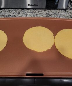 BELLA Electric Ceramic Titanium Griddle, Make 10 Eggs At Once, Healthy-Eco Non-stick Coating, Hassle-Free Clean Up, Large Submersible Cooking Surface, 10.5" x 20", Copper/Black 10.5" x 20" 30 710h2tZGf2L
