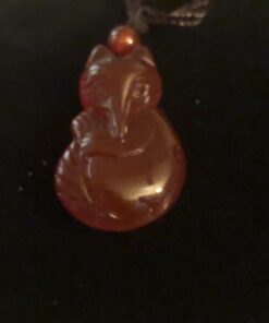 COOLSOME Women's Red Agate Fox Queen Pendant Necklace Grounding Stone Protection 38 710jkBCnS5L