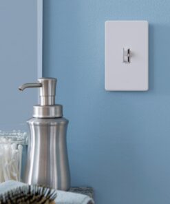 Lutron Toggler LED+ Dimmer Switch | 150-Watt LED, Single-Pole/3-Way | TGCL-153PH-WH | White 1 Pack 32 710jyaEWyfL