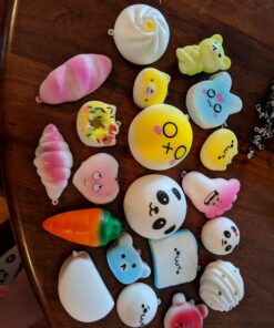 Huastyle 20pcs Squishies Toys Random Jumbo Medium Mini Slow Rising Kawaii Squishy Cake/Panda/Bread/Buns Phone Straps for Kids Stocking Stuffers Treasure Box Prizes Classroom 48 710o3O7N6vL