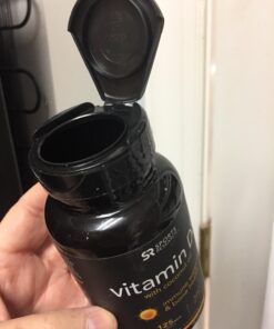 Sports Research Vitamin D3 5000 IU with Coconut MCT Oil - High Potency Vitamin D Supplement for Immune & Bone Support - Non-GMO Verified, Gluten & Soy Free – 125mcg, 360 Liquid Softgels 360 Count (Pack of 1) 33 710rRtsjmqL