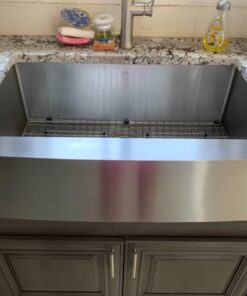 Kraus KHF200-33 Standart PRO Stainless Steel Sink 33 inch Farmhouse Apron Single Bowl 16 gauge Rounded Apronfront 43 71171Yu2VBL