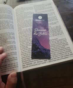 KJV Holy Bible, Giant Print Full-size Faux Leather Red Letter Edition - Thumb Index & Ribbon Marker, King James Version, Purple Floral Leather Bound 35 711CYSdSqxL