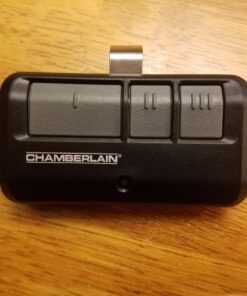 Chamberlain 953EV-P2 3-Button Garage Door Remote Control - Quantity 1 Chamberlain 25 711EWgcrvkL