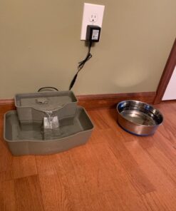 PetSafe Multi-Tier Fountain – Large Waterer Great for Cats and Dogs – 2 Heights to Drink From – Great for Senior Pets – 100 Oz Capacity – Fresh, Filtered Water 35 711F4ycJtjL