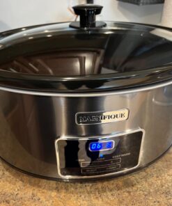 MAGNIFIQUE 8-Quart Casserole Slow Cooker with Timer and Digital Programmable - Small Kitchen Appliance for Family Dinners - Serves 6+ People - Heat Settings: Keep Warm, Low and High 8 Qt Stainless Steel Digital 39 711IT4XuoQL
