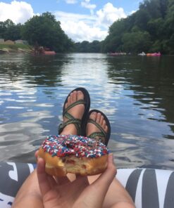 Intex River Run II Inflatable 2-Person Pool Tube Float with Attached Cooler and Repair Kit Multi-colored 40 711MXr1fBIL