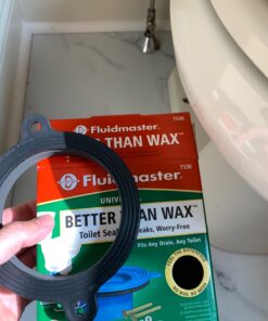 Fluidmaster 7530 Universal Better Than Wax Toilet Seal, Wax-Free Toilet Bowl Gasket Fits Any Drain 1 44 711UMhesihL