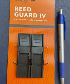 D'Addario Reed Guard IV - Sax & Clarinet Reed Case - Fits Reeds for Bb Clarinet, Soprano Sax, & Alto Sax Bb Clarinet/Alto Saxophone 8 711f30twekL
