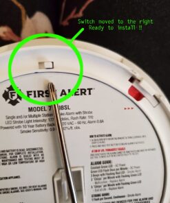 First Alert BRK 7020BSL Hardwired Hearing Impaired Smoke Detector with LED Strobe Light , white Smoke Alarm With Strobe Light 12 711hDJFaHhL