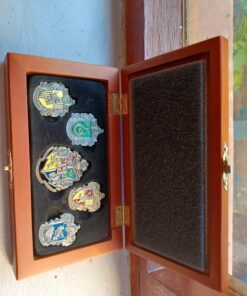 The Noble Collection Harry Potter Hogwarts House Crest Pins 15 711lhjOPR7L