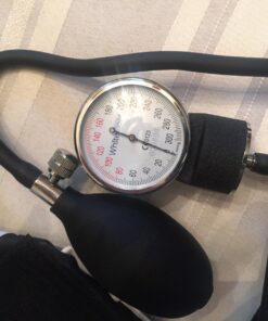 White Coat Deluxe Aneroid Sphygmomanometer Professional Blood Pressure Monitor with Adult Sized Black Cuff and Carrying Case 4 Piece Set 47 711o34hFYGL