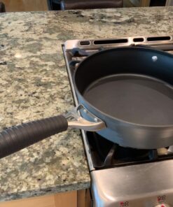 Lodge ASCRHH11 Silicone Hot Handle Holders for Carbon Steel Pans, Black , 7" 32 711r6oZb5pL