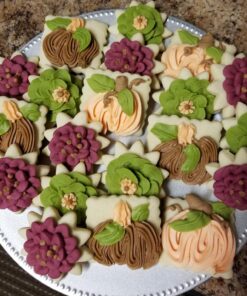 RFAQK 250 PCs Aluminum Cake Decorating Tools Kit with 12" Metal Turntable & Knife set-48 Numbered Icing Tips-3 Russian Piping Nozzles-Straight & Angled Spatula-Cake Leveler& Baking Supplies Tools 31 7120A3pEgTL