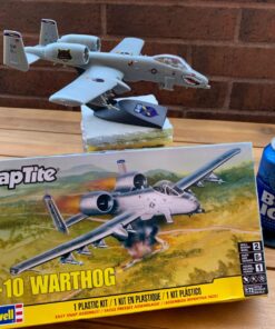 Revell SnapTite A-10 Warthog Plastic Model Kit , White 25 7129VZ2m46L