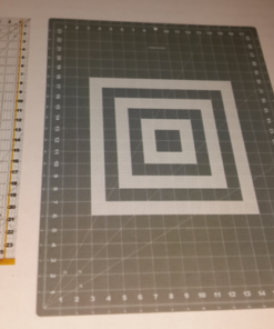 Fiskars Rotary Cutter 3-Piece Set - 45mm Stick Rotary Cutter for Fabric, Cutting Mat, and Sewing Ruler - Craft Supplies - Gray Cutting Mat + Rotary Cutter Set Standard 3-Piece 46 7129WedWujL