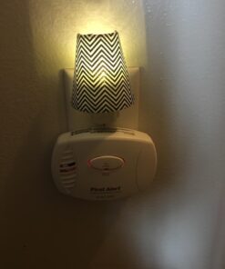 First Alert CO605 Plug-In Carbon Monoxide Detector with Battery Backup , White 1-Pack Alarm 29 712Uo6uHrBL