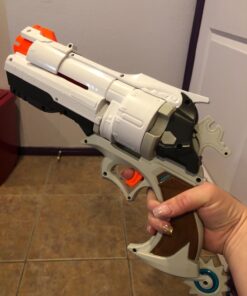NERF Overwatch McCree Rival Blaster with Die Cast Badge & 6 Overwatch Rival Rounds 24 712VX66QINL