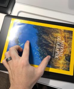 Wacom Intuos Pro Medium Bluetooth Graphics Drawing Tablet, 8 Customizable ExpressKeys, 8192 Pressure Sensitive Pro Pen 2 Included, Compatible with Mac OS and Windows,Black Regular 28 712xmrhZOUL